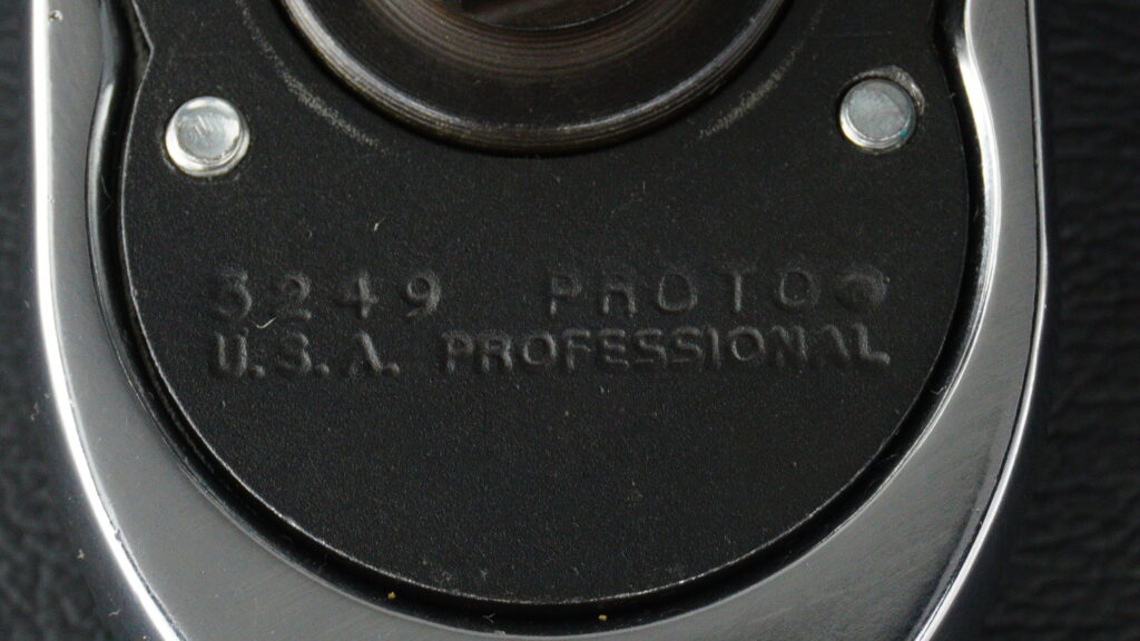 PROTO 5249 U.S.A. PROFESSIONAL カバープレートの刻印接写