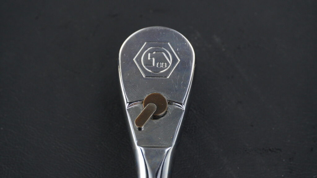 MATCO BFR88 DH 88歯固定ラチェットハンドル ヘッド上面 - 六角形に「MATCO 88」