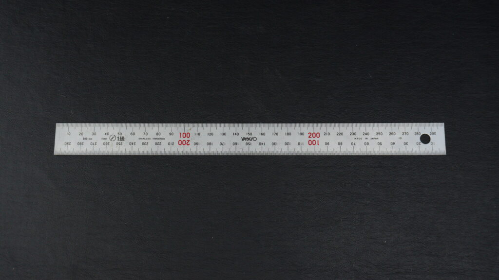 YAMOYO（ヤマヨ測定機株式会社）　ユニオン直尺　GU30 両基点両切タイプ 定規、全体像